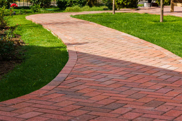 Best Driveway Paving Company  in Paris, MO